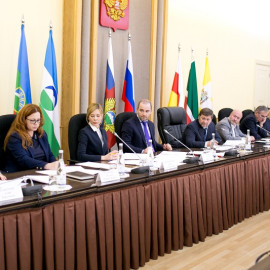 Одес Байсултанов встретился с резидентами ОЭЗ Северо-Кавказского туристического кластера
