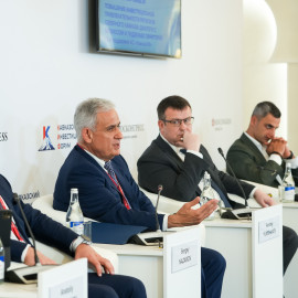  Совместные шаги для экономического рывка на Северном Кавказе обозначили представители власти и бизнеса на КИФ-2024