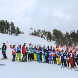На «Архызе» определили самых быстрых инструкторов по горным лыжам