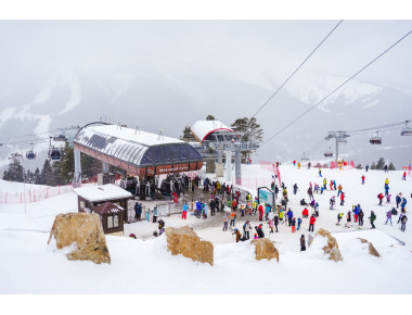 Более 650 тысяч туристов посетили «Архыз» в зимнем сезоне
