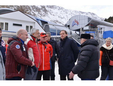 Лев Кузнецов посетил ВТРК «Эльбрус» в преддверии горнолыжного сезона