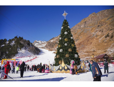 Курорт «Эльбрус» отпраздновал начало зимнего сезона