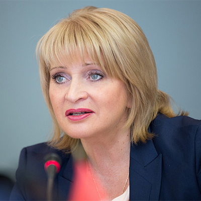 Алла Манилова